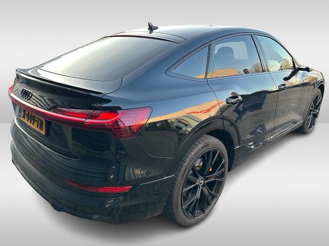 Audi e-tron Sportback 55 quattro edition 95 kWh / Full option! / Panoramadak / Camera / Head-up / RS Seats / 21'' / Luchtvering / Matrix LED / B&O / ACC / Stoelverwarming