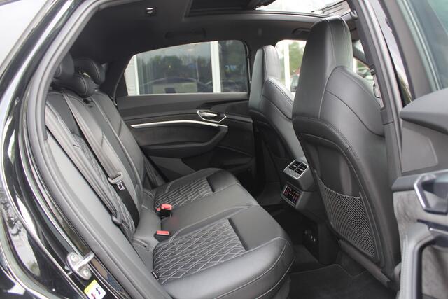 Audi e-tron Sportback 55 quattro edition 95 kWh / Full option! / Panoramadak / Camera / Head-up / RS Seats / 21'' / Luchtvering / Matrix LED / B&O / ACC / Stoelverwarming