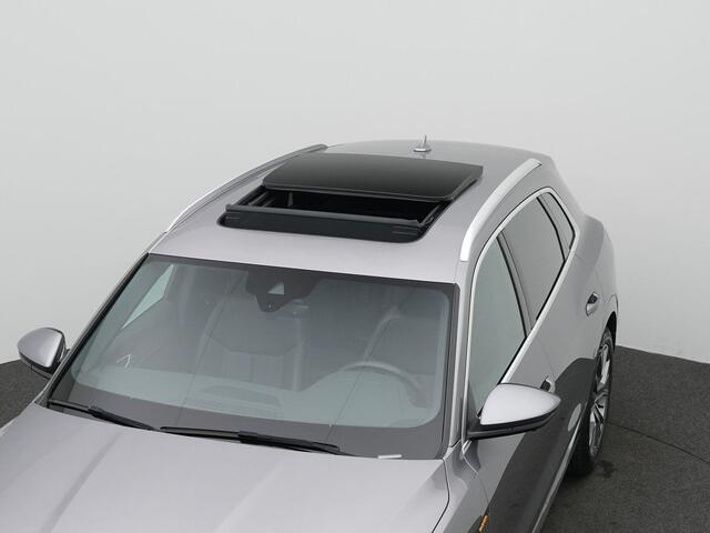 Audi e-tron 55 Quattro 95 kWh 408 pk | Panoramadak | Trekhaak | Valcona leder | Stoelventilatie | 360 camera | Matrix LED