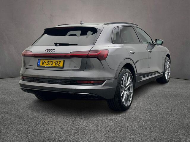 Audi e-tron 55 quattro Advanced edition Plus 95 kWh | 21-Inch | B&O | | Comfort-Sleutel | Achterruitrijcamera | Alcantara | Smartphone-Interface |