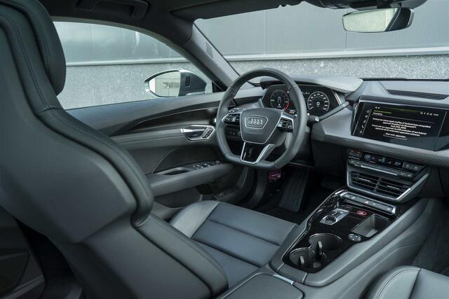 Audi e-tron GT 476PK S-Line Quattro Panodak Cruise Control Matrix Keyless AppleCarp