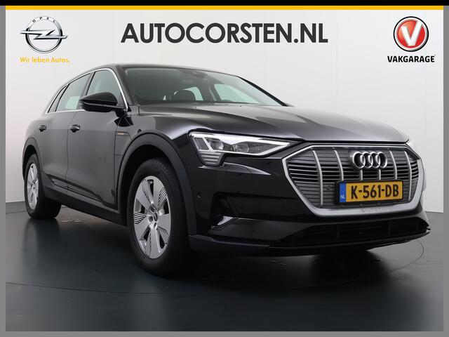 Audi e-tron 55 Quattro 95kWh 408PK Pano-Dak Leer+Verwarmd Trekhaak Luchtvering Adap.Cruise Navi Ecc Stoelverwarming Business edition Plus LED Lmv Elek.Achterklep Privacy Glas Keyless Zwarte Hemel Origineel Nederlandse Auto SOH 89% Trekhaak 1800kg !