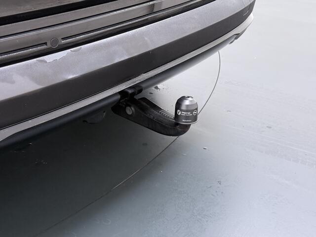 Audi e-tron 55 Quattro 95kWh 408PK Pano-Dak Leer+Verwarmd Trekhaak Luchtvering Adap.Cruise Navi Ecc Stoelverwarming Business edition Plus LED Lmv Elek.Achterklep Privacy Glas Keyless Zwarte Hemel Origineel Nederlandse Auto SOH 89% Trekhaak 1800kg !