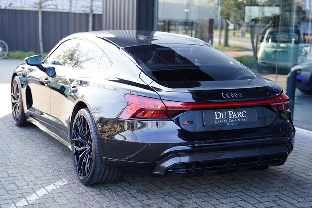 Audi e-tron GT RS Audi e-tron GT RS Carbon B&O Head Up