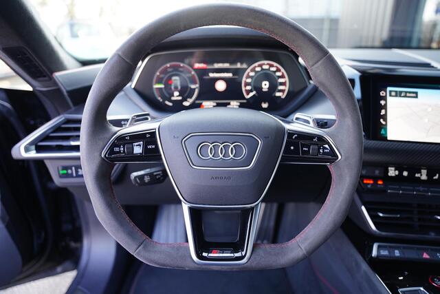 Audi e-tron GT RS Audi e-tron GT RS Carbon B&O Head Up