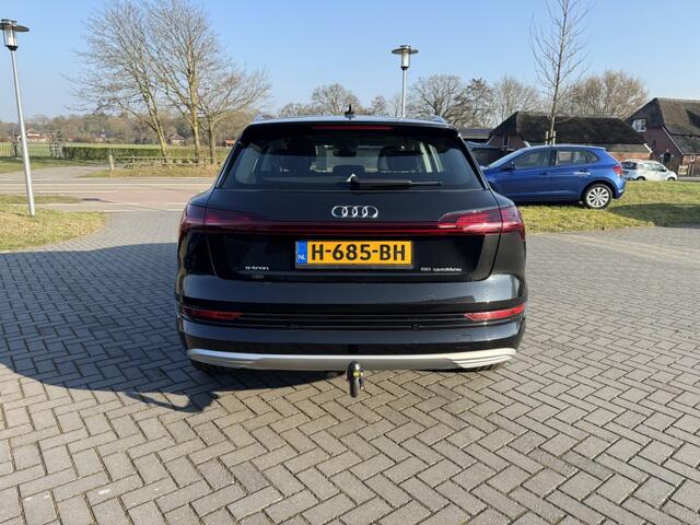 Audi e-tron e-tron 50 q L Ed +