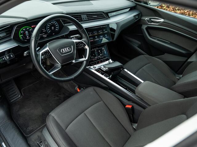 Audi e-tron 55 quattro Business edition 95 kWh | 21" LM | Luchtvering | Camera | Full Led | CarPlay | Elek klep | Elek stoelen | 1 eig & Voll Audi- dealer onderhouden MY2021