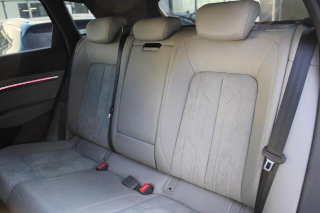 Audi e-tron e-tron 55 Quattro 95 kWh SOH 90% - Panorama - Leder - Matrix