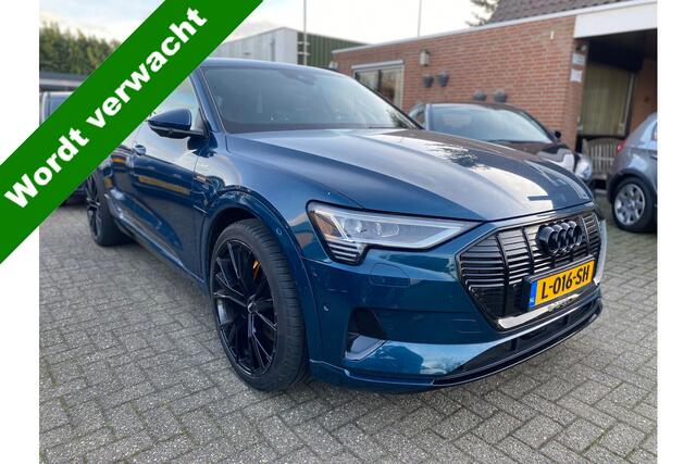 Audi e-tron E-tron 55 Quattro advanced Pro Line Plus 95 kWh S-Line / BTW-Auto/ Pano-Dak/ Adapt.Cruise/ B&O/ Matrix-HD/ Lucht-Vering/ Mem.Stoel/ Stoel-Verw./ 22'' LMW