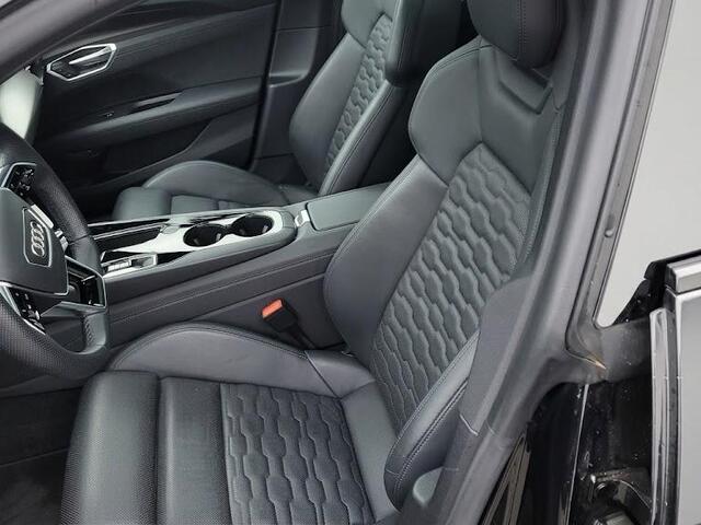 Audi e-tron GT 93 kWh 476pk | Panoramadak | B&O Audio | Camera | Stoelventilatie/massage