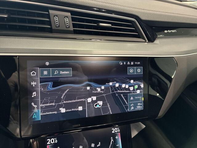 Audi e-tron 50 quattro Advanced edition 71 kWh / 313PK · Trekhaak · Panoramadak · Camera · Luchtvering · Leer · Stoelverwarming voor + achter ·