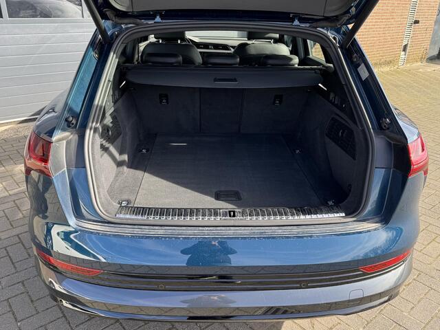 Audi e-tron 55 QUATTRO ADVANCED 95 KWH I SCHUIF/KANTELDAK I P-CAMERA I APPLE CARPLAY I STOELEN PAKKET