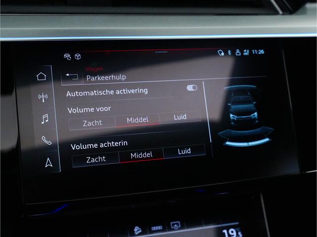 Audi e-tron 55 quattro 408pk S edition- SOH 95%, Bang Olufsen, Panoramadak, Sfeerverlichting, Led Matrix, Daytona Grijs