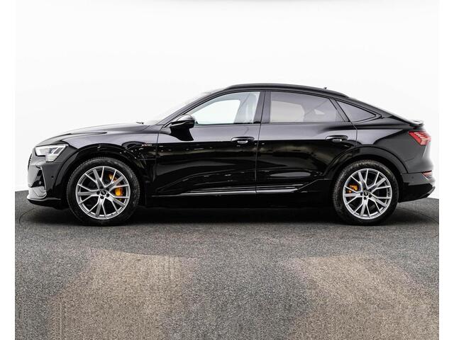 Audi e-tron Sportback 55 Quattro S-LINE 95 kWh (300kW/408pk) ** MATRIX, S-SPORTST, DIAMANT LEDER, PANO, VERW. ST, 21-inch LMV, OPTIK SCHWARZ ** UNFALLFREI ** ** INFORMEER OOK NAAR ONZE AANTREKKELIJKE FINANCIAL-LEASE TARIEVEN **