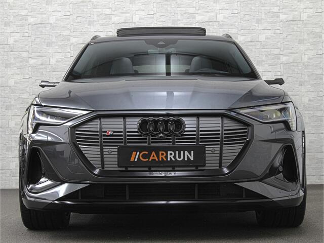 Audi e-tron Sportback S 504pk | RS-Stoelen | Panorama | 360 Camera | Valcona Leder | ACC | B&O Sound | Luchtvering | Soft-Close | Camera Spiegels | Nachtzicht | Keyless-Entry | Head-Up | 4-Zone Clima | Stoelverwarming V+A | Sfeerverlichting | Memory | Carplay |