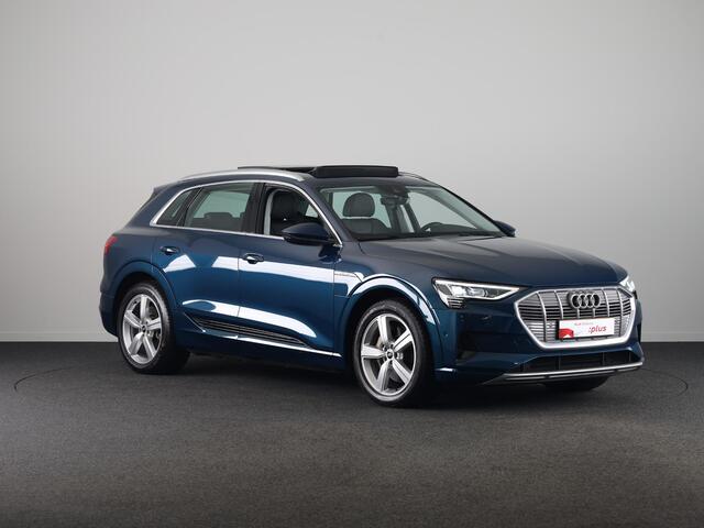Audi e-tron 55 quattro Business edition Plus 95 kWh 408 pk | SOH 91% | Navigatie | Panoramadak | Parkeersensoren | Achteruitrijcamera | Lederen bekleding | Stoelverwarming |