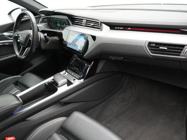 Audi e-tron 50 Quattro 2x S Line 313pk Dealer O.H INCL BTW | Luchtvering | Panodak | Head Up | Adaptive Cruise | Sfeerverlichting | Lederen Sportstoelen Verwarmd | Keyless | Navigatie | 20"L.M | DAB | Virtual |