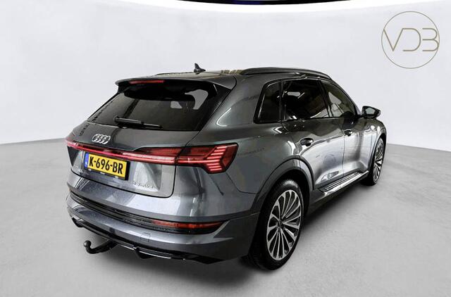 Audi e-tron 55 quattro S-Line 95kw Pano Leer Trekhaak 1e eigenaar BTW