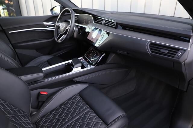 Audi e-tron Sportback S quattro 95 kWh | 503PK | Luchtvering | Head-up | Pano | Keyless-go | Sfeerverlichting | S-Stoelen | B&O | 2021.