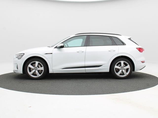Audi e-tron 50 quattro Advanced edition Plus 71 kWh 313 Pk | Stoelverwarming | Parkeersensoren | Panoramadak | Adaptive Cruise | Carplay | 20 Inch | 64.713 Km !!
