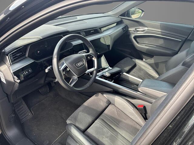 Audi e-tron 50 quattro Advanced edition Plus 71 kWh / 313pk · Panoramadak · Camera · Luchtevering · Stoelverwarming · Drive select · Luchtvering