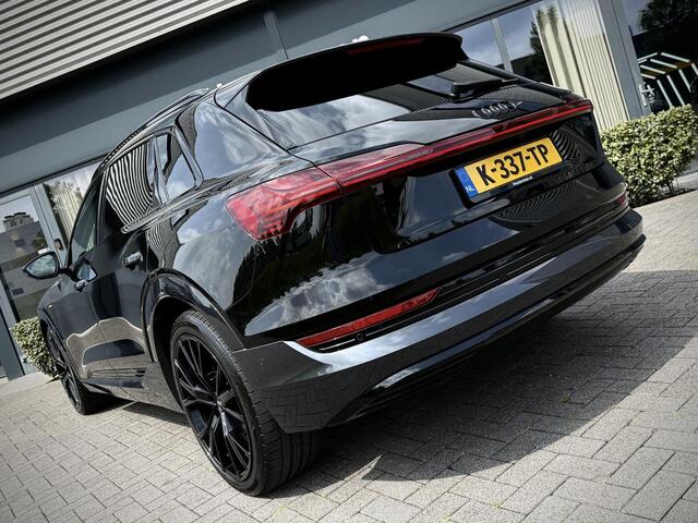 Audi e-tron E-tron 55 Quattro Black/ Pano/ Massage/ SOH 92,4%