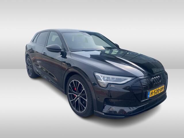 Audi e-tron e-tron 55 quattro advanced 95 kWh / Camera / Half leder / Navigatie / Blackpack / 21'' / Stoelverwarming / DAB / Cruise Control / Rijstrooksensor