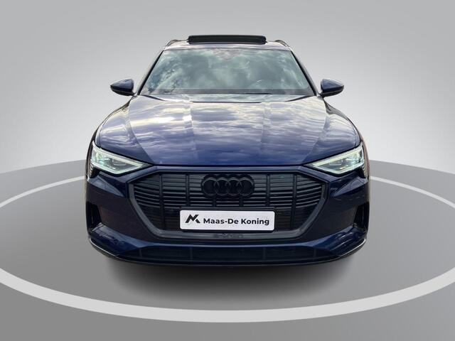 Audi e-tron Sportback 55 quattro Advanced 95 kWh 300kW/408PK · Panoramadak · Leder · Luchtvering · Camera · Bang & Olufsen · Apple/Android Car Play ·