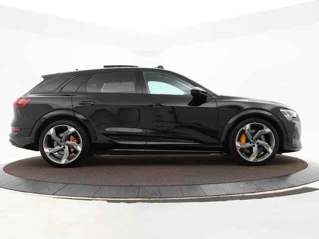 Audi e-tron S 503pk Quattro 95 kWh · SOH 98,4% · Panoramadak · Afneembare Trekhaak · 360 Camera · Bang & Olufsen · Elek. Voorstoelen · 22'' Inch ·