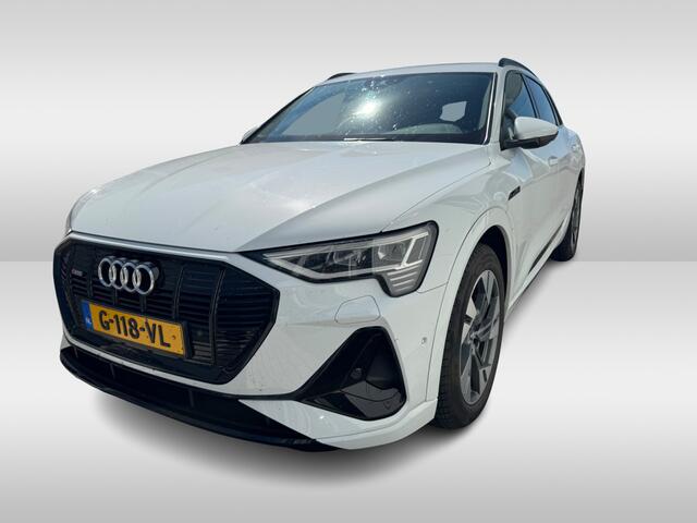 Audi e-tron e-tron 50 quattro Launch ed. 71 kWh 3x S-Line / Trekhaak / Panoramadak / Camera / 20'' / Luchtvering / ACC / Navigatie / Stoelverwarming / DAB