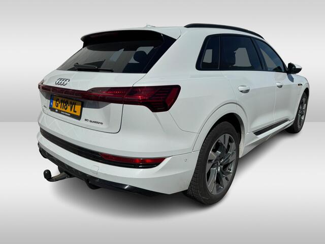 Audi e-tron e-tron 50 quattro Launch ed. 71 kWh 3x S-Line / Trekhaak / Panoramadak / Camera / 20'' / Luchtvering / ACC / Navigatie / Stoelverwarming / DAB