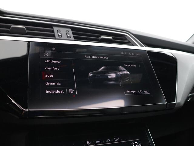 Audi e-tron 55 Quattro S Edition 95 kWh 408pk · Panoramadak · 360 Camera · Luchtvering · Elek. Stoelen + Geheugen Bestuurder · Apple/Android Car Play ·