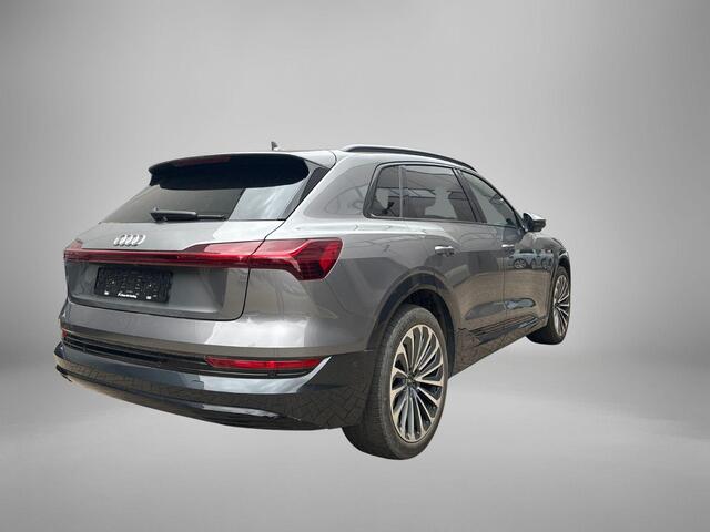 Audi e-tron 55 Quattro Advanced Edition Plus 95 kWh 408pk · 94,3% · S-line Interieur · 360 Camera · Luchtvering · Head-Up Display · Bang & Olufsen Sound · Afneembare Trekhaak · Adaptive Cruise Control ·