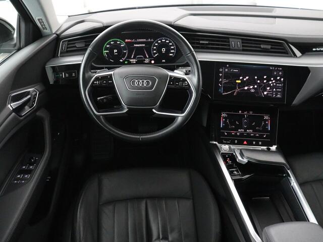 Audi e-tron e-tron 50 quattro Launch edition plus 71 kWh | SOH 90.6 | Panoramadak | Luchtvering | Adaptive cruise | Leder | Carplay | Memory | Stoelverwarming | Navi. Full map | PDC