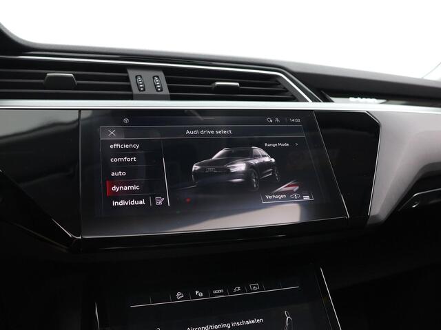 Audi e-tron 55 quattro Advanced edition 95 kWh 408pk · SOH 95,3% · Panoramadak · 360 Camera · 21"Velgen · Elek. Achterklep · Stoelverwarming · Cruise Control ·
