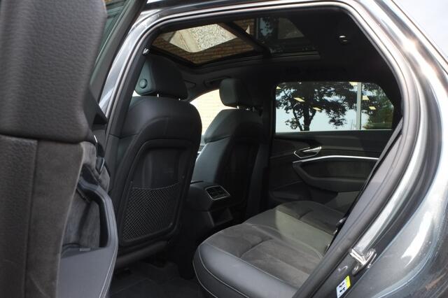 Audi e-tron e-tron 50 quattro S-LINE | SOH 99% | Panoramadak | El stoelen