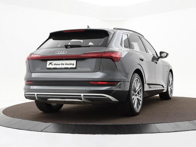 Audi e-tron 55 408pk Quattro S edition 95 kWh · SOH 96,9% · 360 Camera · Apple/Android Car Play · Luchtvering · P-Sensoren · 21'' Inch ·