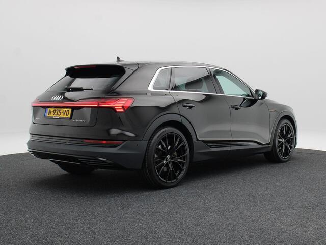 Audi e-tron 50 quattro edition 71 kWh 313 Pk | Cruise Control | Climatronic | Parkeersensoren | Bluetooth | Navigatie | 22 inch | 69.747 Km !!