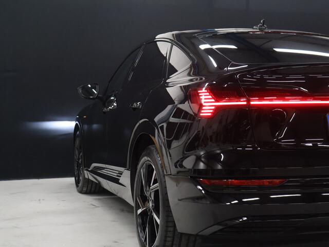 Audi e-tron Sportback 55 quattro edition 95 kWh [CRUISE CONTROL, PDC V+A, ELEKTRISCHE ACHTERKLEP, DIGITAL DASH, LED, MULTIFUNCTIONEEL STUURWIEL, BLUETOOTH, CLIMATE, NIEUWSTAAT]