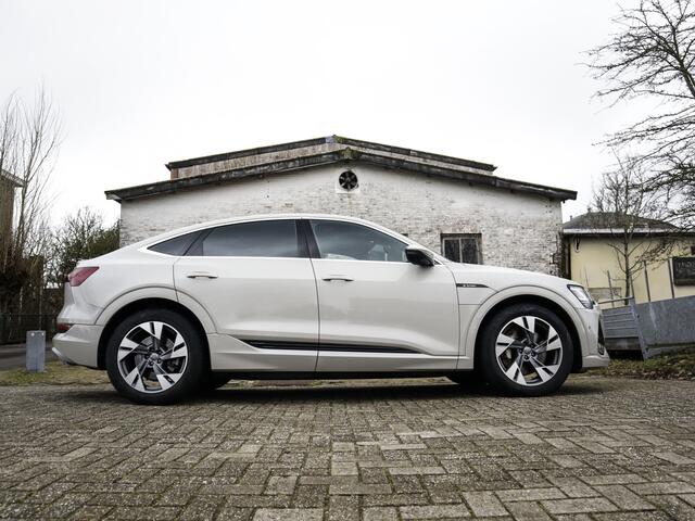 Audi e-tron Sportback 55 quattro S edition 95 kWh 3-Fase 2e-Eig. & Dealer-Onderh. BOVAG-Garantie. NL-Auto.