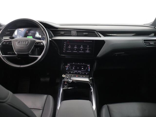 Audi e-tron Sportback 50 quattro Advanced edition Plus 71 kWh | SOH 96% | Navigatie | Camera | DAB | Stoel/Stuurverwarming | Adaptieve Cruise Control | Ele. kofferdeksel | Luchtvering |