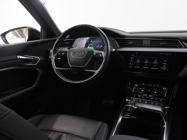 Audi e-tron Sportback 50 quattro Advanced edition Plus 71 kWh | SOH 96% | Navigatie | Camera | DAB | Stoel/Stuurverwarming | Adaptieve Cruise Control | Ele. kofferdeksel | Luchtvering |