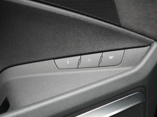 Audi e-tron 50 Quattro S Line 71 kWh 313pk Dealer O.H. | Panodak | Luchtvering | Head Up | Adaptive Cruise | Bang & Olufsen | Camera | Matrix LED | Alcantara Sportstoelen Memory & Verwarmd | Sfeerverlichting | Apple Carplay | Keyless | Blis |