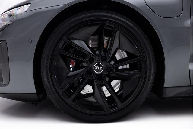 Audi e-tron GT RS 93 kWh | Achterassturing | Carbonpakket | Stoelventilatie | Massage | 21"