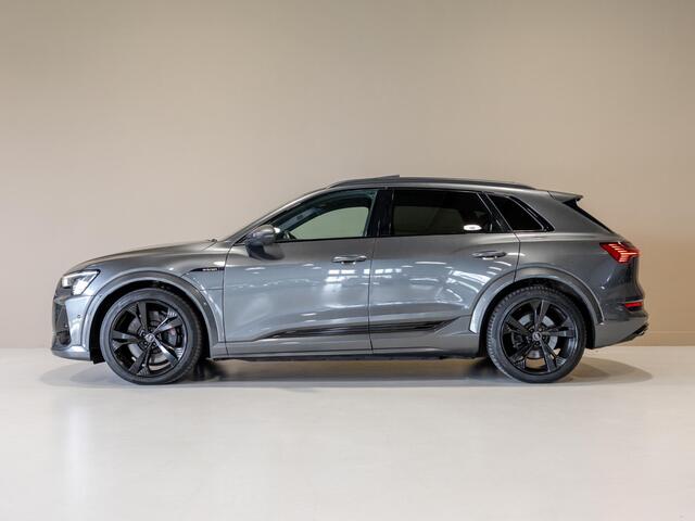 Audi e-tron S quattro 95 kWh SOH 89% / 503pk / NAP / Panorama dak / Rondomzicht camera / Kuipstoelen /