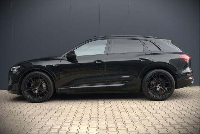 Audi e-tron e-tron 50 quattro Launch edition Black 71 kWh | Black Edition | Panoramadak | Memory Seat | Luchtvering | Adaptive Cruise Control | Keyless | Matrix LED | Trekhaak | Stoelverwarming | NAP |