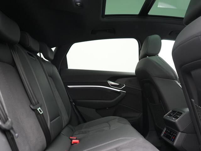 Audi e-tron Sportback 55 quattro S Line 95 kWh 408pk Dealer O.H | Trekhaak Afn. | Adaptive Cruise | Camera | Bang & Olufsen | Alcantara Sportstoelen Memory & Verwarmd | Keyless | Apple Carplay | BLIS | Navigatie | Virtual | DAB | 21"L.M |