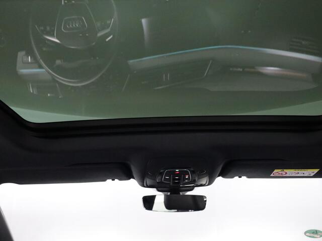Audi e-tron 55 quattro S edition 95 kWh 408 pk | SOH 95,17% | Navigatie | Panoramadak | Parkeersensoren | Rondomzicht camera | B&O Soundsystem | Head-up display | Lederen bekleding | S-Line |