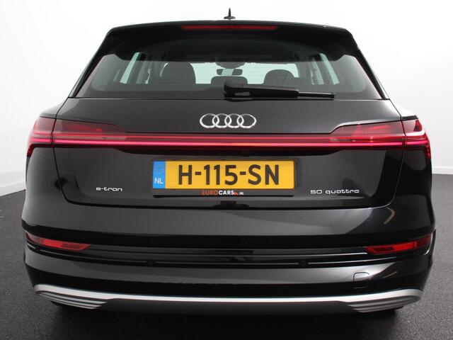 Audi e-tron e-tron 50 quattro Launch edition Navigatie Climate Control Parkeer Sensoren Lichtmetalen velgen