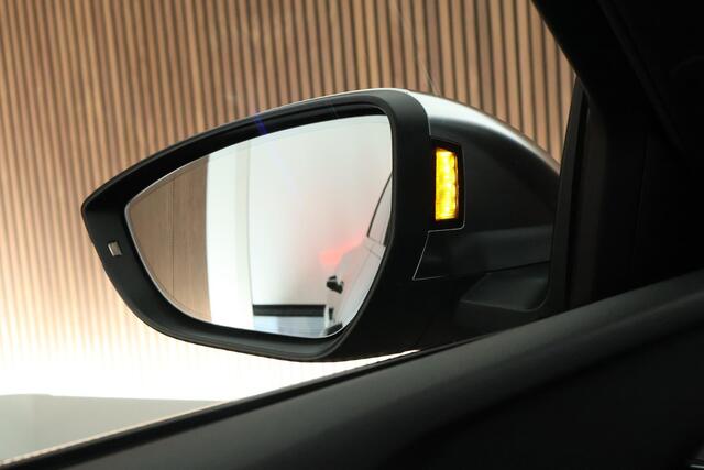 Audi e-tron S quattro 503pk 95 kWh SOH 92% Trekhaak 360Camera Stoelventilatie Leder Memory HUD B&O Navigatie